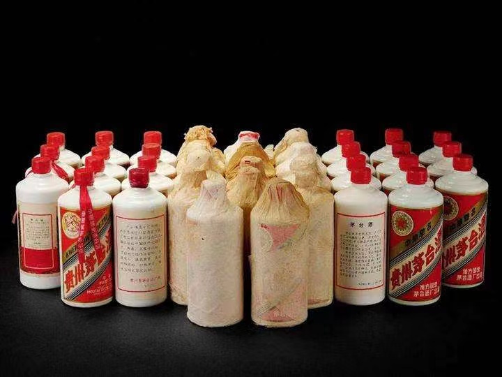 朝阳日照岚山回收酒价格哪里回收(附近上门回收茅台酒）?